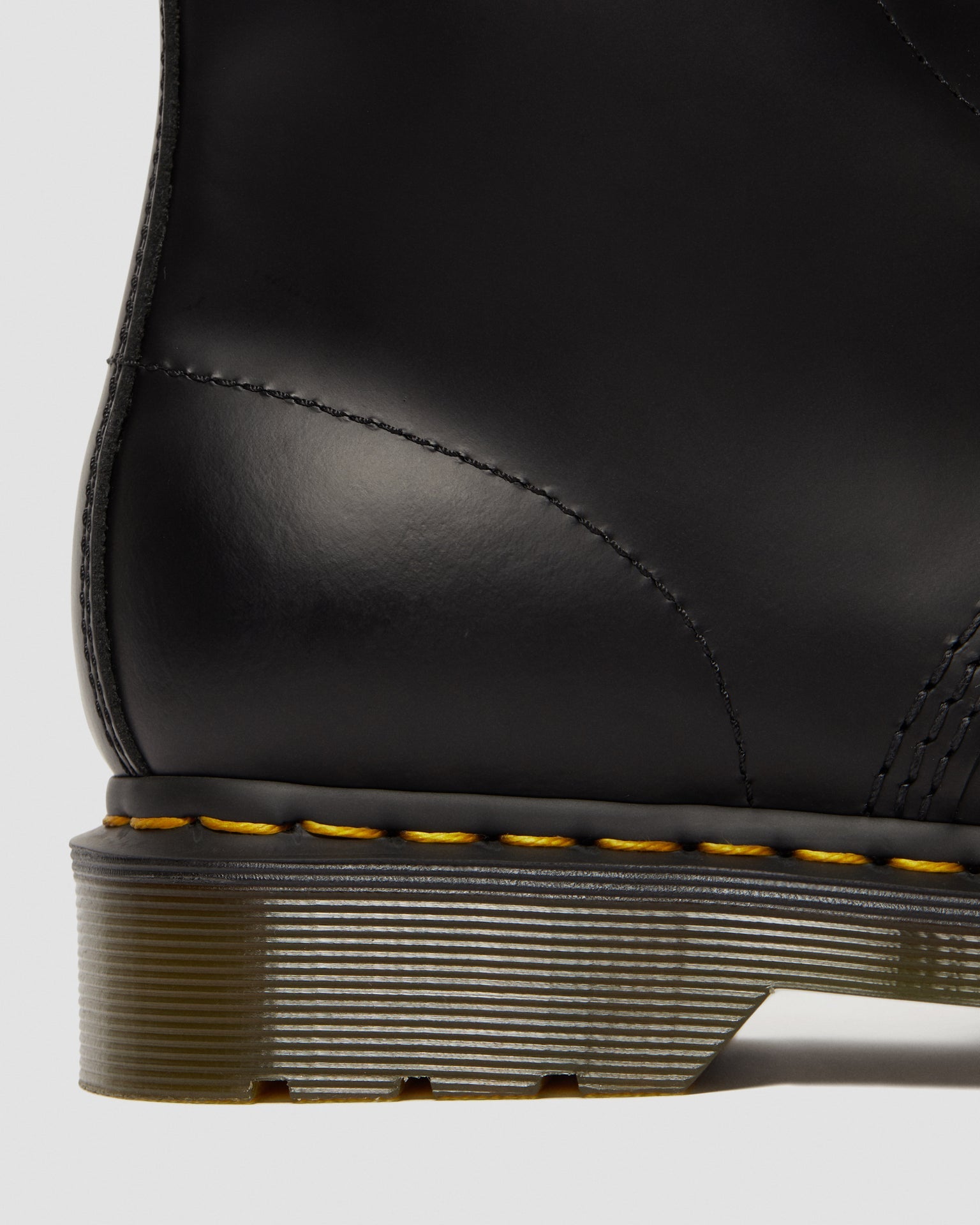 101 黃色縫線光面皮革 短裸靴