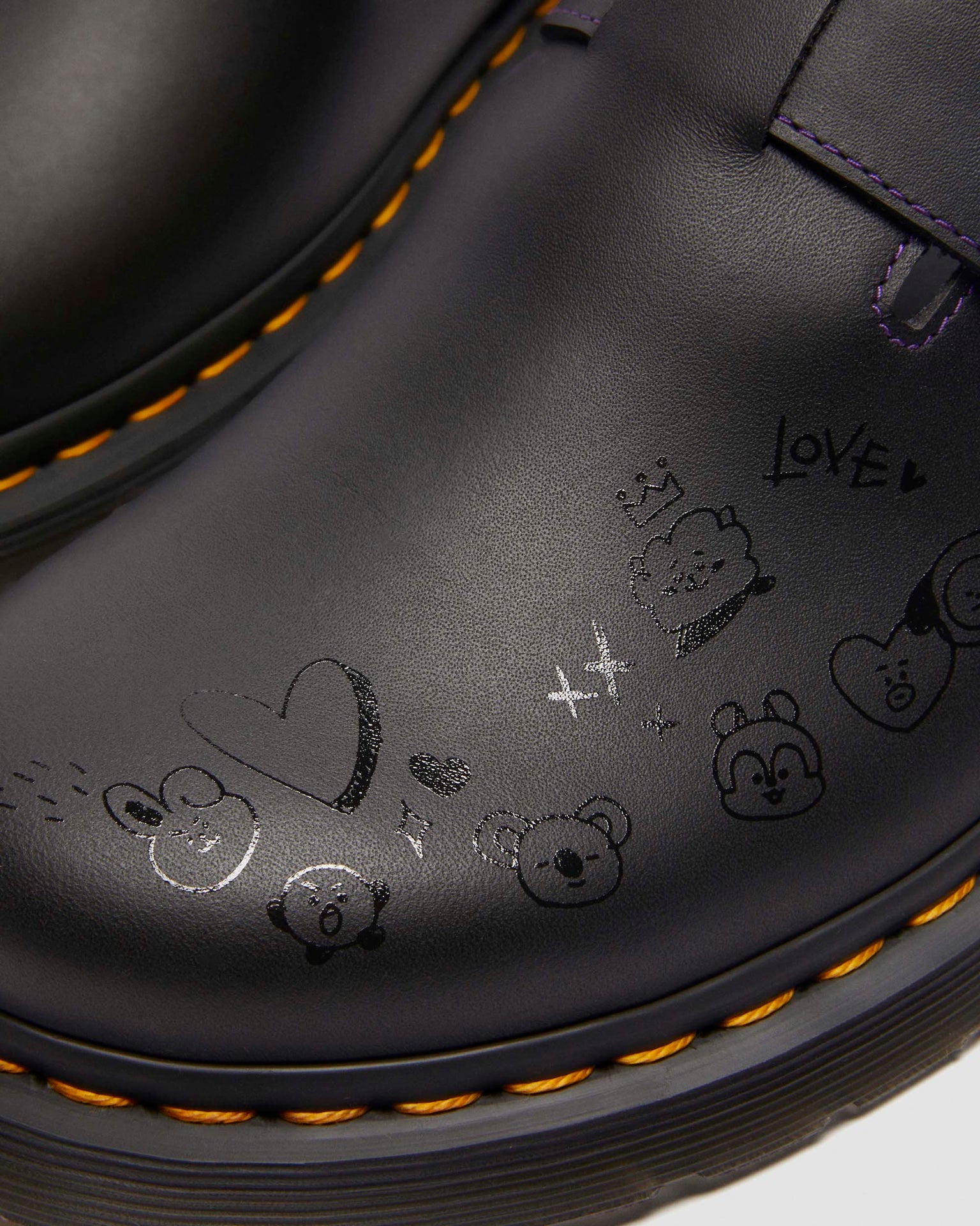 BT21 Jorge Nappa Leather Mules
