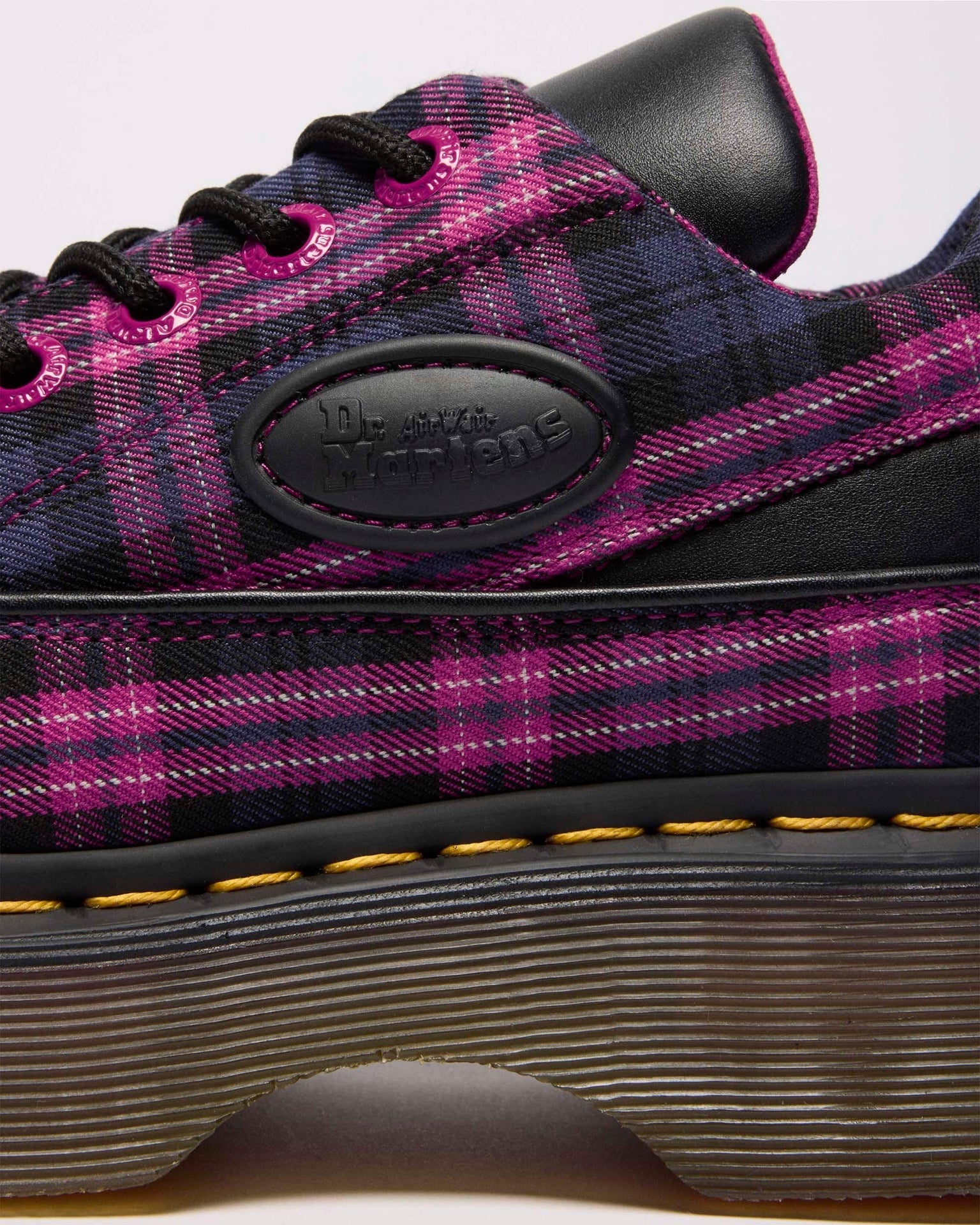 Buzz 5-Eye Tartan Shoes