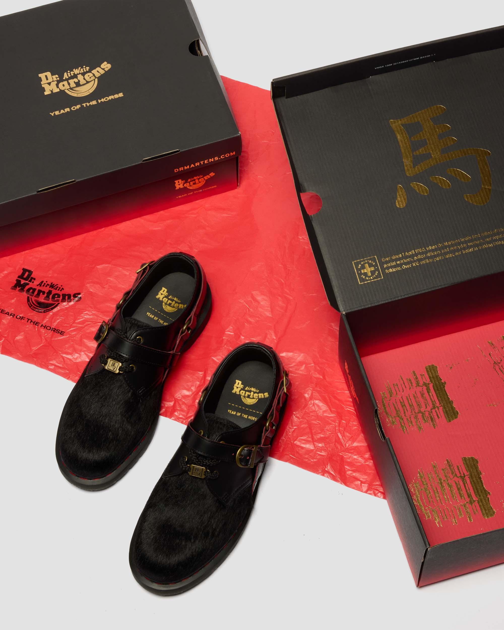 1461 馬年限量版皮革牛鞋款