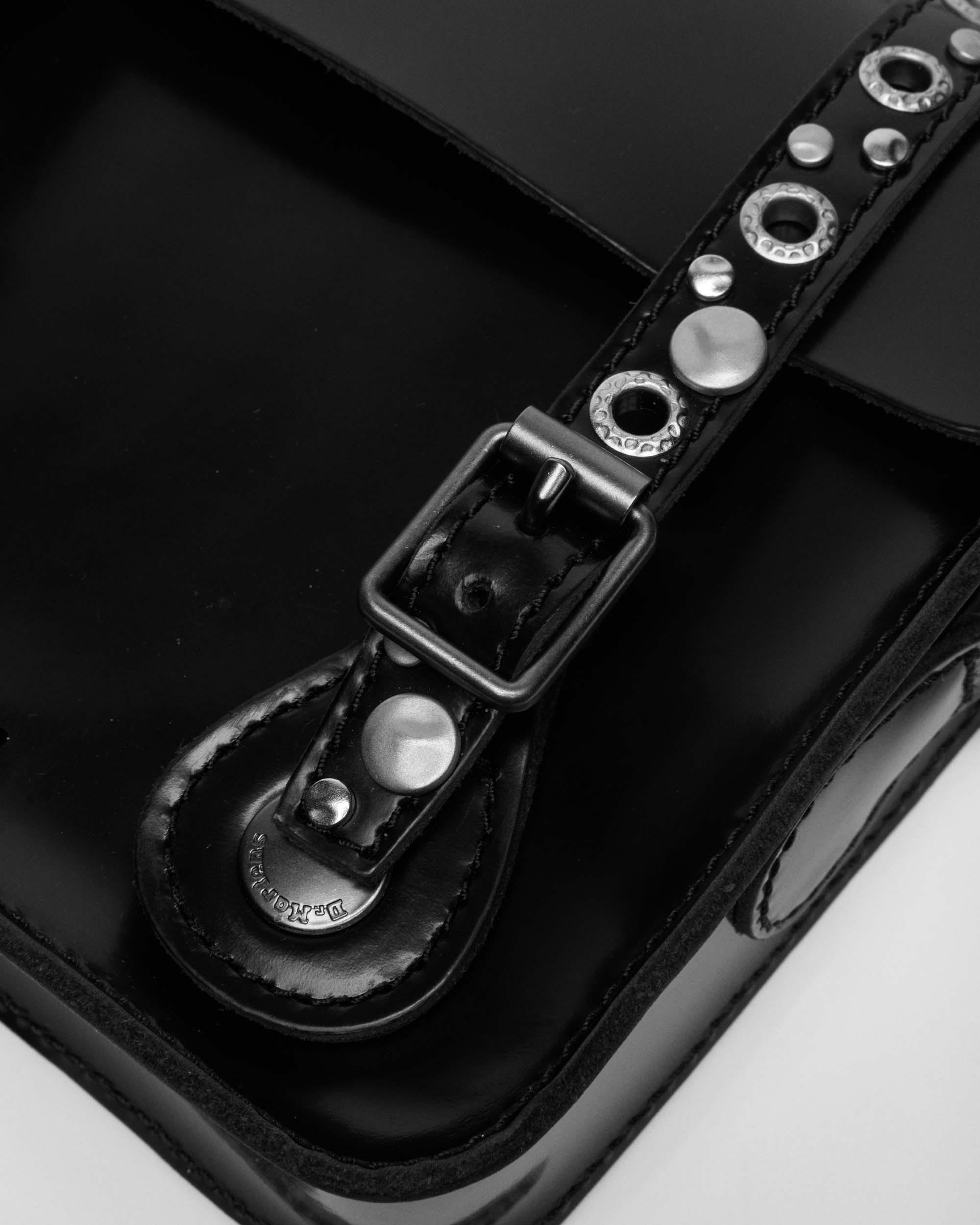 7" 鉚釘皮革側背包